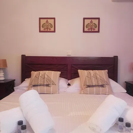 Agia Luxury House *